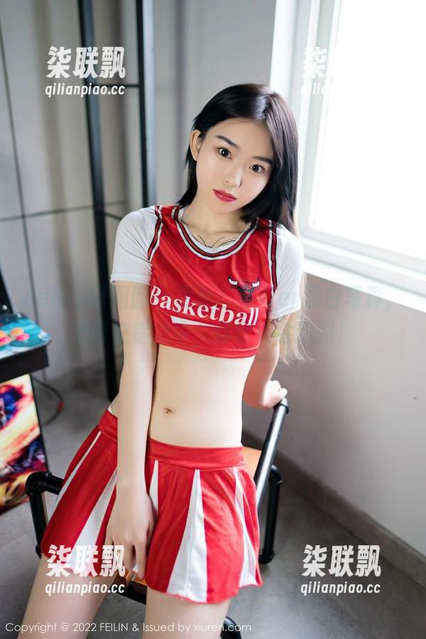 Feilin嗲囡囡 - 更新！苏可er黑白写真，光影交错之中，你也许会迷路！