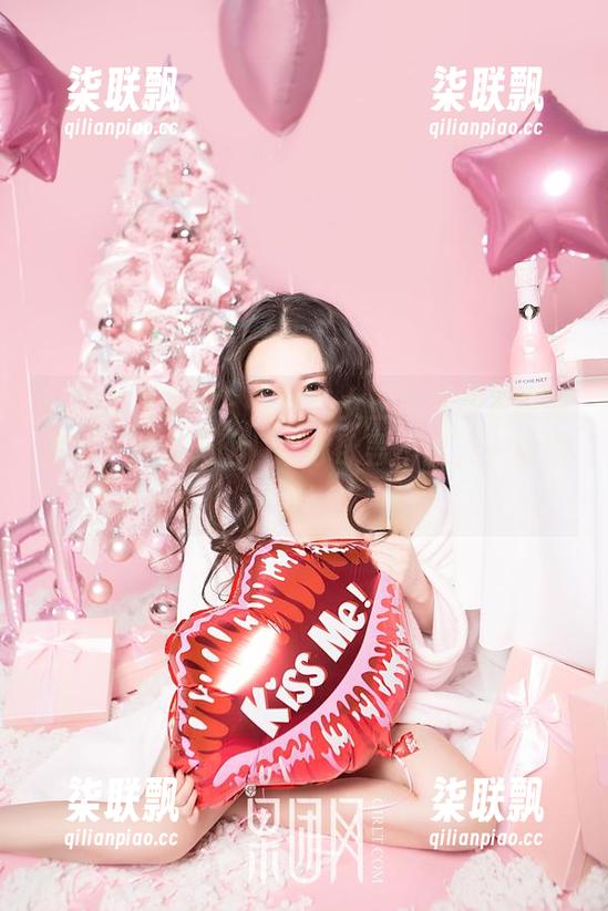 GIRLT果团网 - 酸酱兔女王高清图包隆重登场，风趣无限，让你欲罢不能，一看再看！