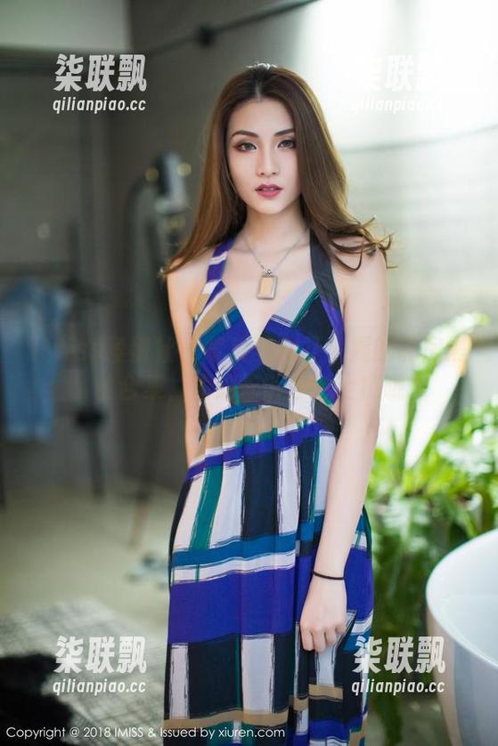 IMiss爱蜜社-杨紫嫣 IMiss爱蜜社 - 气质美女杨紫嫣的私房黑丝合集,偷偷告诉你会上瘾哦