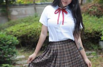 MFStar模范学院 – 透气的夏日合集，露露Andrea的美图居然能让我怀疑人生？