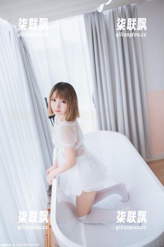 喵糖映画带你在线体验角色扮演制服的美图，惊喜藏在细节里