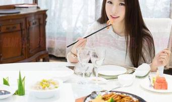 MiStar魅妍社 – 免费原图！黄乐然穿水手服，海风拂面，你心动了吗？