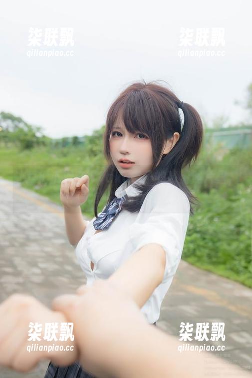 让我们沉浸在Nyako喵子的高清照片里，探索死或生-穗香的魅力！