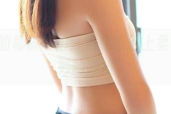 ROSI的棉袜私拍：当性感遇上柔软，绝妙的碰撞