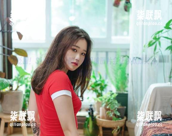 别眨眼！Sira(시라)的定制厨娘图片会让你默默哭泣，真香！