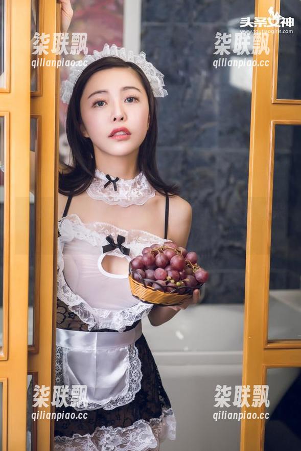 TouTiao头条女神 - 圣诞快乐：一探潘朵拉的私拍作品，阳光洒进了心里