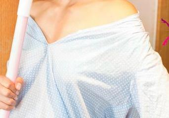 UGirls尤果网 – 游子熙制服写真，翻新你的职场审美！
