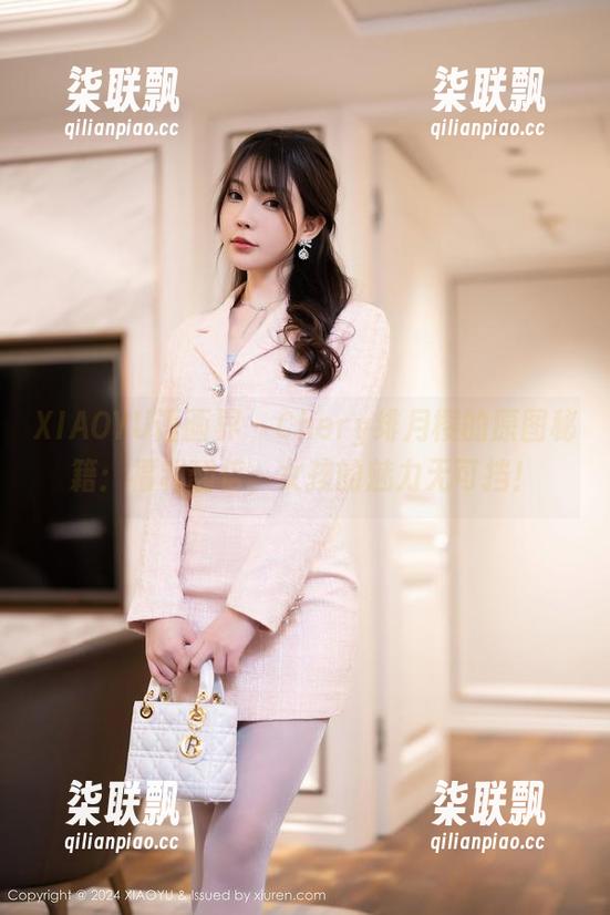 XIAOYU语画界 - Chery绯月樱的原图秘籍：福利翻倍，女孩的魅力无可挡！