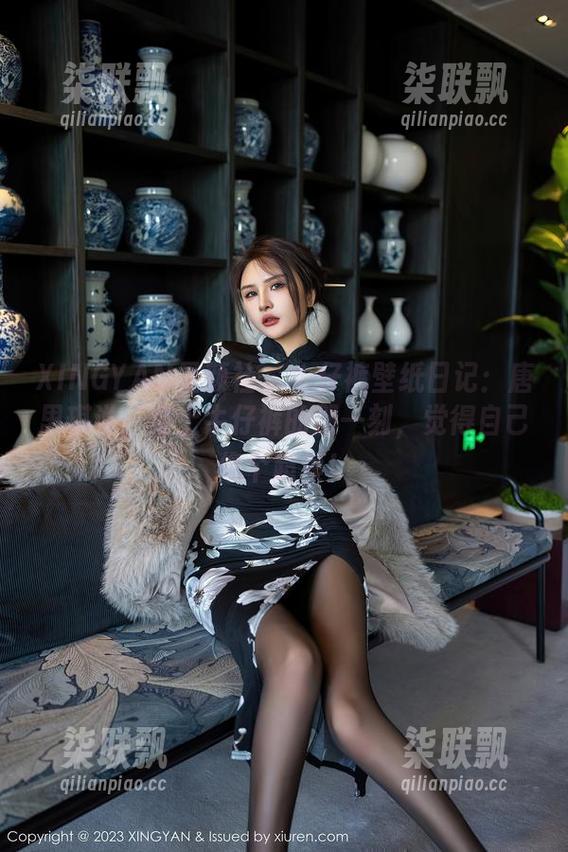XINGYAN星颜社 - 牛仔裤壁纸日记：唐思琪说，穿上牛仔裤的那一刻，觉得自己像个超模！