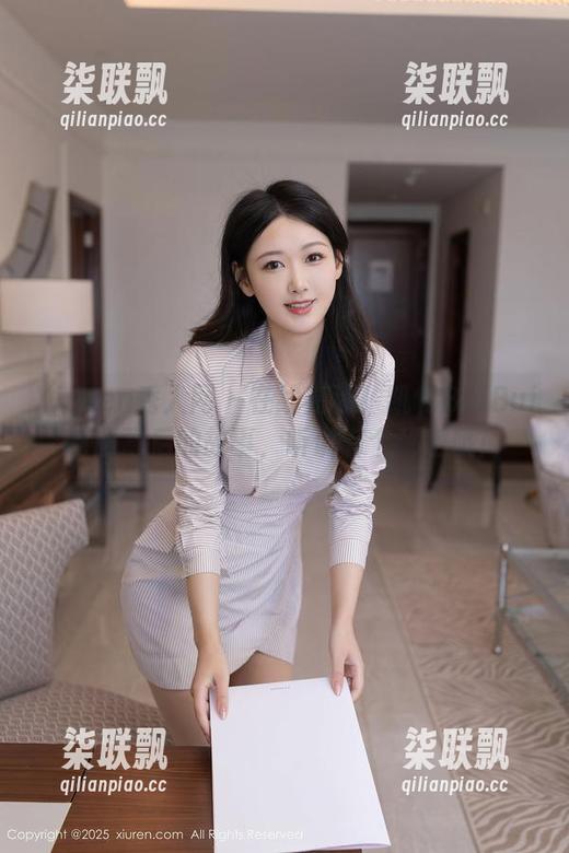 Xiuren秀人网 - 在线高清！凯竹BuiBui制服背后的故事，听说有个秘密哦！