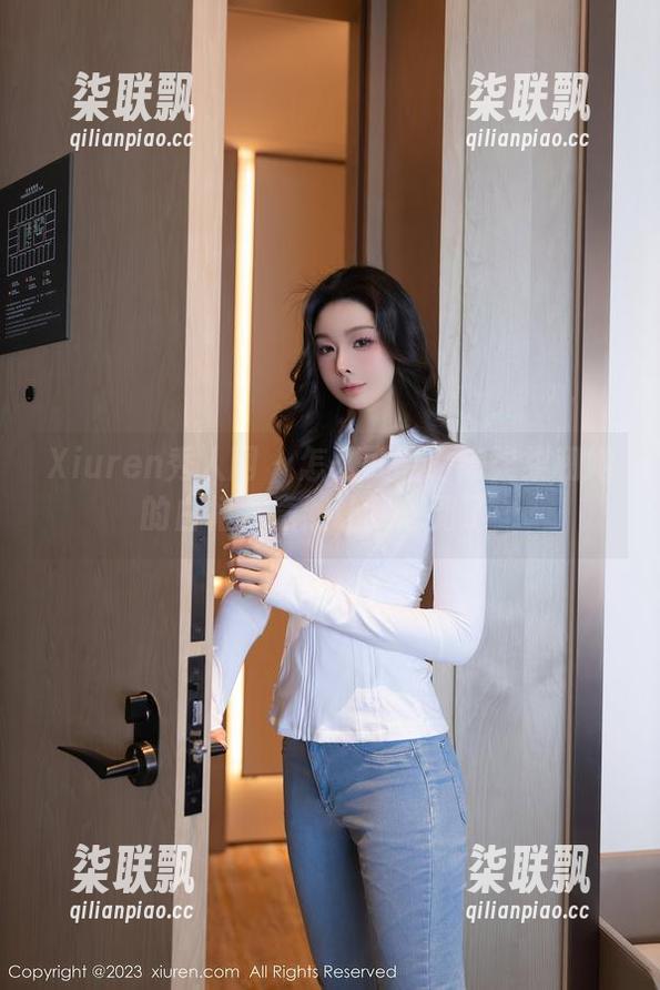 Xiuren秀人网-陈柒柒 Xiuren秀人网 - 怎么可能?陈柒柒和她的白裙,竟然让我想到了…