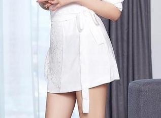 YouMi尤蜜荟 – 张恬恬的温柔写真图集：一抹轻柔的春风