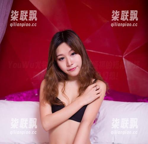YouWu尤物馆 - Cris_卓娅祺的短裙穿搭，图片分享带你走入夏日幻想！