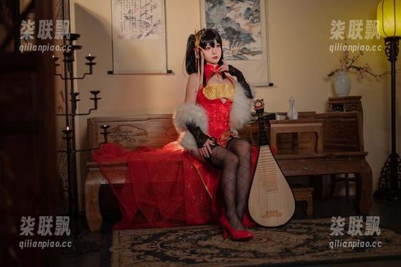在线直击，yuuhui玉汇作品中的东方Project十六夜咲夜，让我想自制同款衣服！