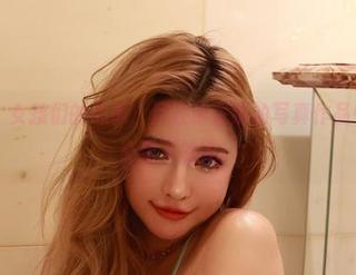 微密圈 – 女孩们的心事，尽在于芷晴的写真作品中，光影交错下的美！