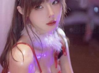 余多多Dudu带你看少女，图包里藏着的秘密等你来解锁。