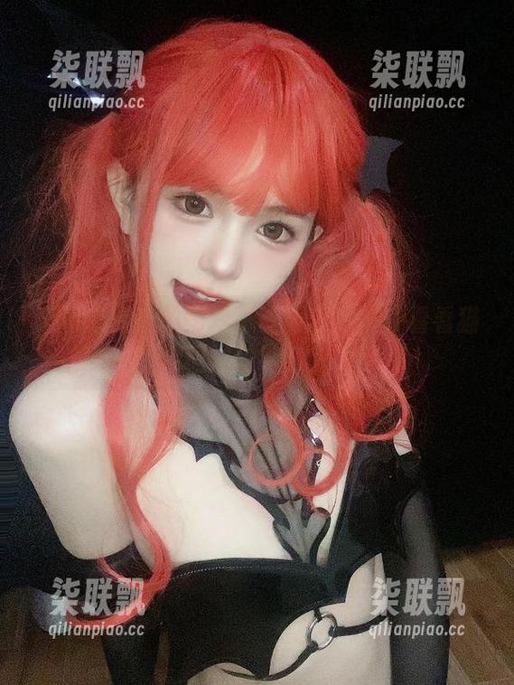 喵呜倦倦喵的猫娘写真更新！快来看看猫耳朵配衬的神奇魅力！