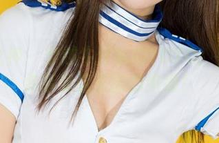 克拉女神 – 穿越牛仔裤的YOYO：在线让你享受这美图的缤纷！