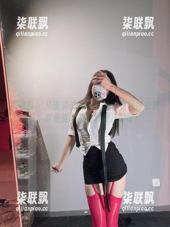 微密圈 - 从未见过的兔宝妮to在线内衣原图，真是要忍不住多看几眼呀！