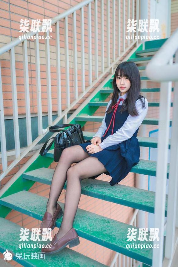 兔玩映画粉色居家服高清图包：跌进梦里，柔软到像棉花糖！