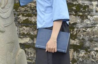 初夏女神 – 漫游依依的夏天：美图合集里的每一帧都像是夏日的微风，轻轻拂过。