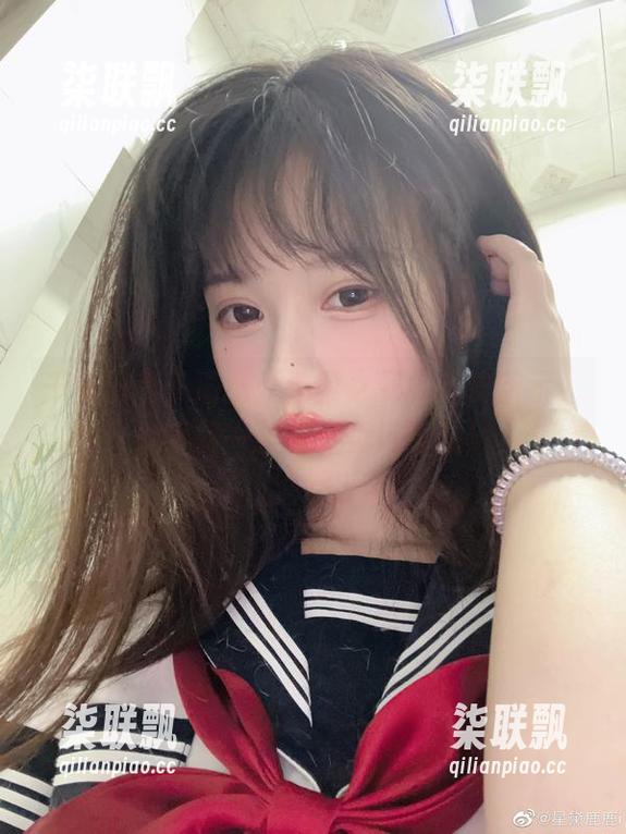 千反田鹿子 千反田鹿子精选:温柔之下的调皮暗示,似乎每一张都在乘风破浪!