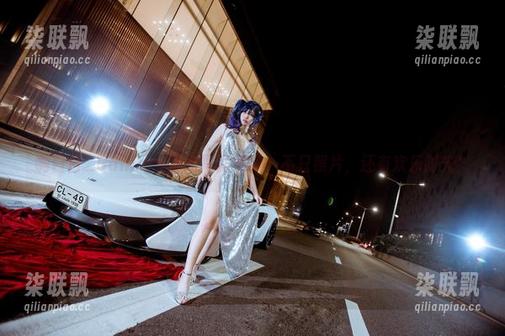 啊日日_Ganlory 啊日日_Ganlory圣诞写真合集:不只照片,还有欢乐时光!