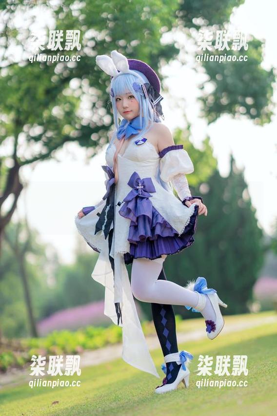 高清魔法少女图片：看看弥美Mime和她的黑猫，真是无可救药的可爱！