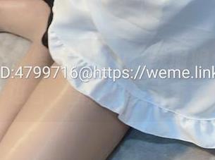 微密圈 – 徐绾绾yyyy在线厨娘：一边吃一边看，图片真是太香了！