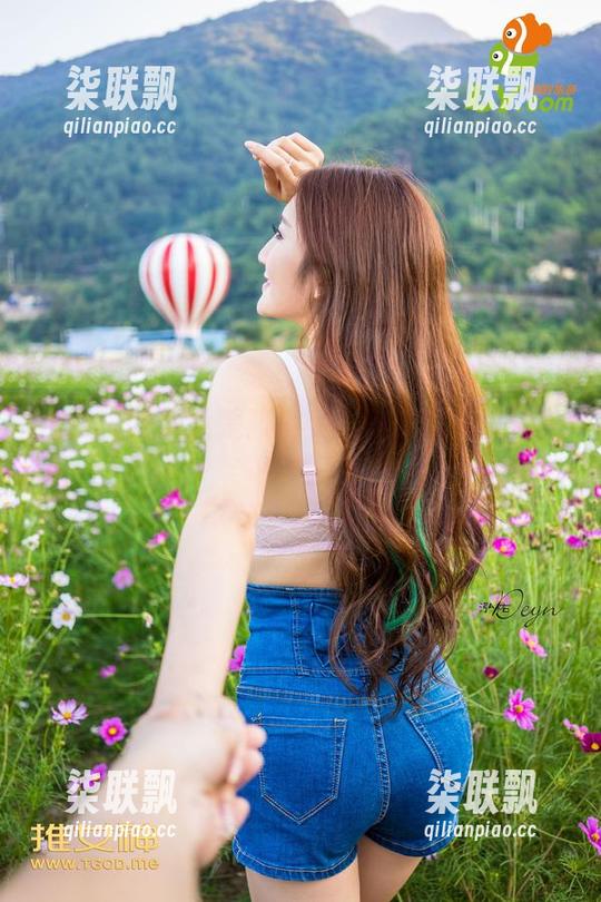 推女神 - 居然是张美荧！美足图集里藏着多少秘密？