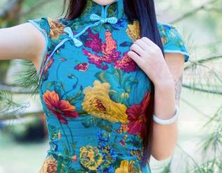 推女郎 – 易阳带你走进，校园里的私拍瞬间