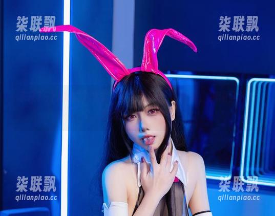 末夜787的光影剑法：舰长蕾姆的写真集，别说我没提醒你有多魔性！