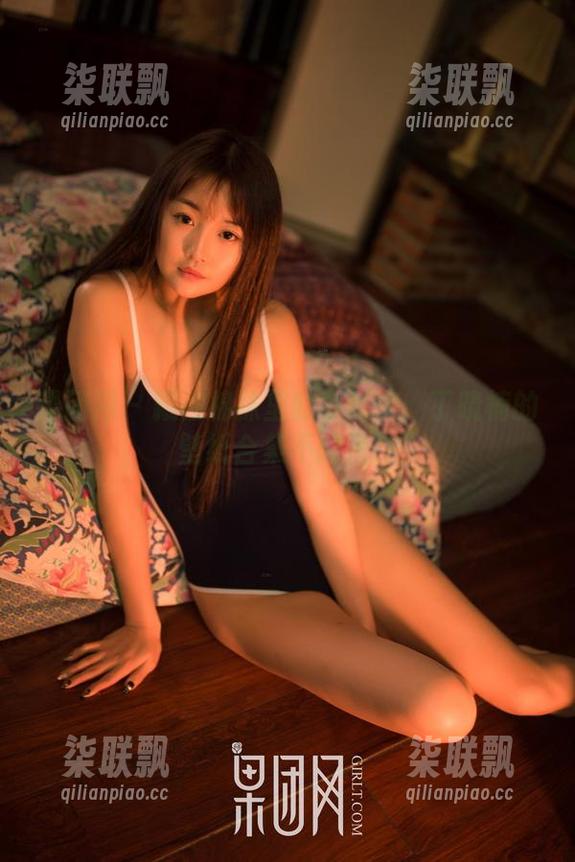 果团网-丁晓楠 果团网 - 藏在棉袜里的小秘密:丁晓楠的壁纸合集不能错过