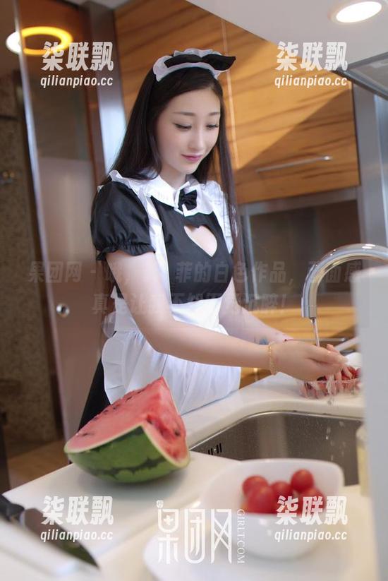 果团网 - 哦，龚玥菲的白色作品，画面感真是让我不知不觉沉醉！