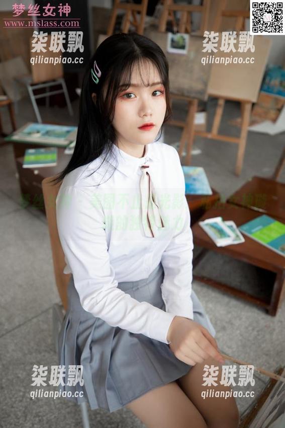 梦丝女神 - 美图不止是光影：私拍女神璇璇的独特魅力