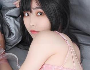 高清图集：汪知子驯兽师与狗狗的无声对话