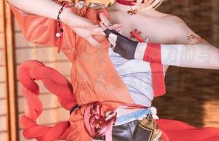 海边的叛逆：白莉爱吃巧克力的写真套图，竟然自带梦幻滤镜！