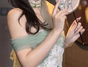秀人网 – Zoe柚柚的少女忧伤,图库下载带你走进她的世界