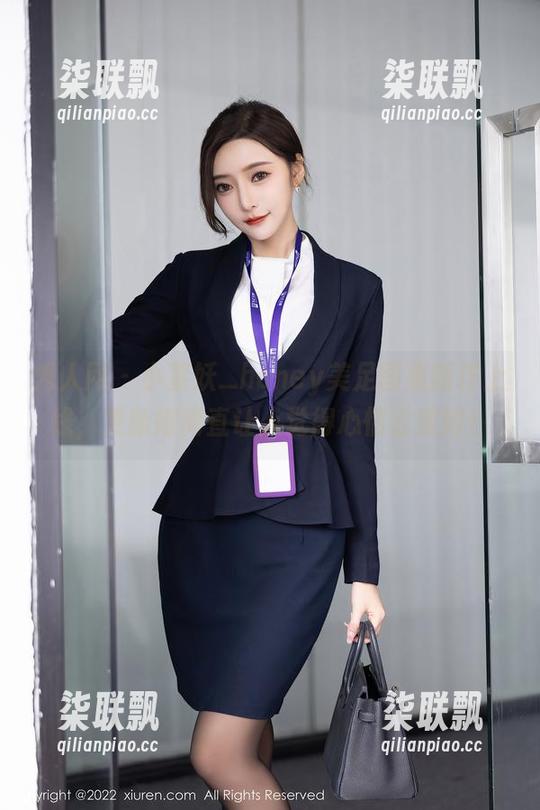 秀人网 - 小蛮妖_honey美足图集新作上线，更新得简直让人觉得心情会变好！