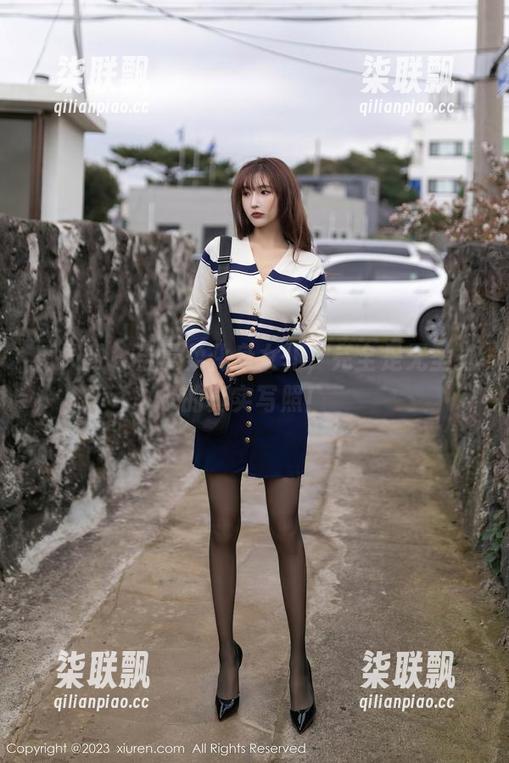秀人网 - 当曼柔化身女仆，完全是无圣光的真实写照！