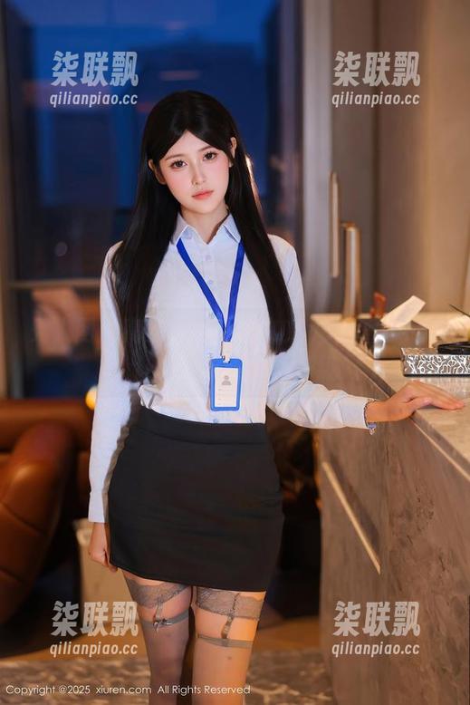 秀人网 - 高清写真，林文文yooki的牛仔裤让传统审美全面升级！