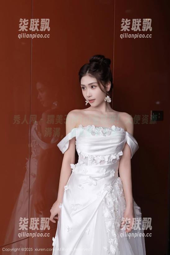 秀人网 - 糯美子Mini看过来！天使资源满满，根本停不下来。
