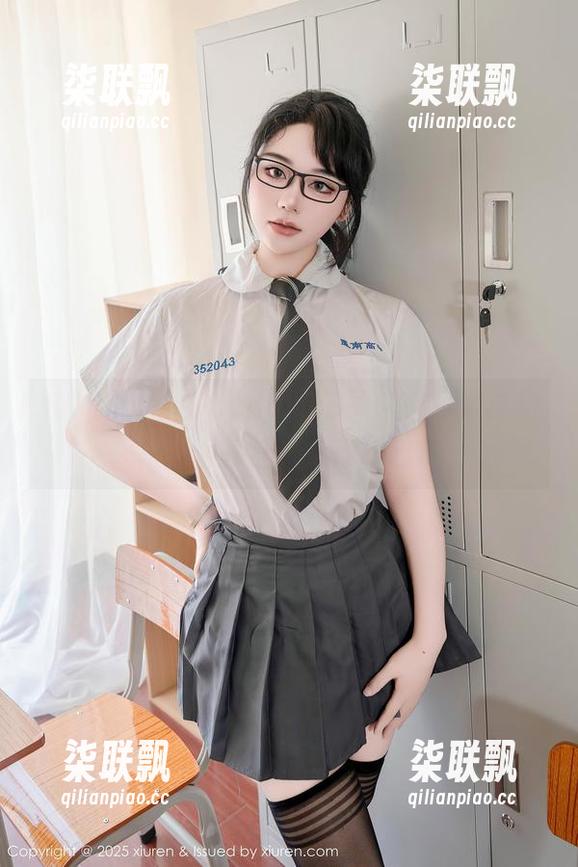 秀人网-菲儿beauty 秀人网 - 菲儿beauty的黑色魅力:这组写真图集让人心动不已!