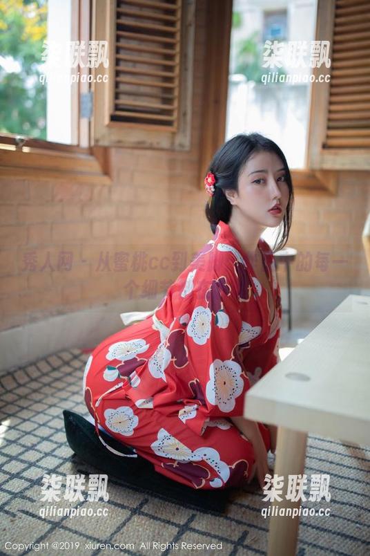 秀人网 - 从蜜桃cc到美脚：作品中的每一个细节都在诉说