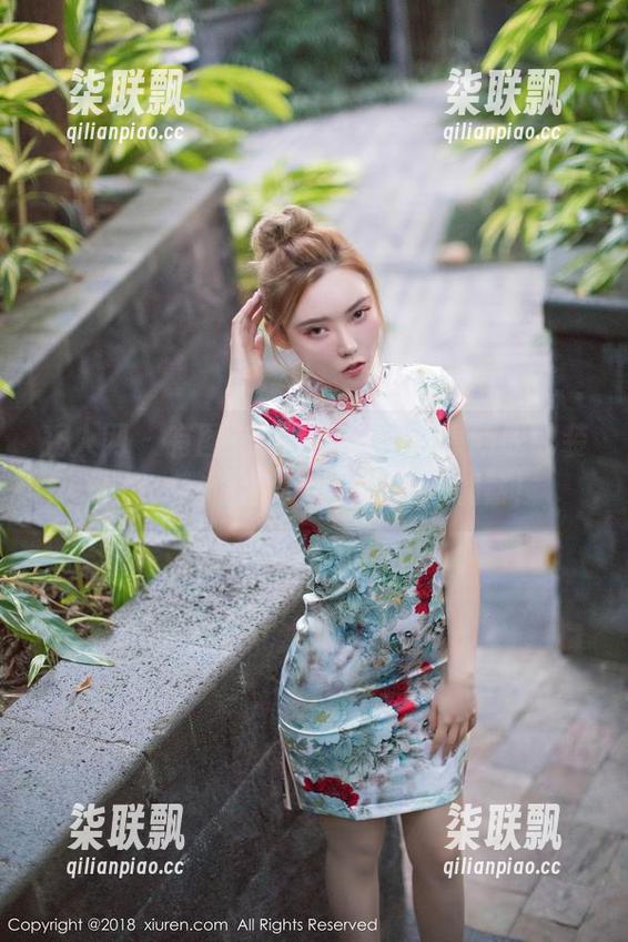 秀人网 - 有图有真相！陈芊儿最新职业装图库，教你怎么优雅地升职加薪！