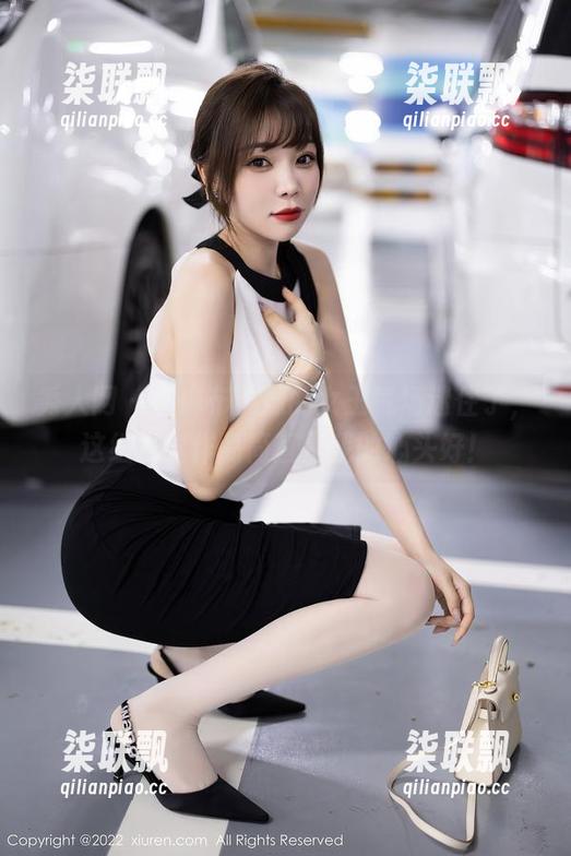 秀人网 - 被麻布学妹的女王气场迷住了，这组写真作品简直是我的心头好！