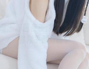 稚乖画册 – 赤西夜夜：露颜合集中的每一瞥似乎都有故事