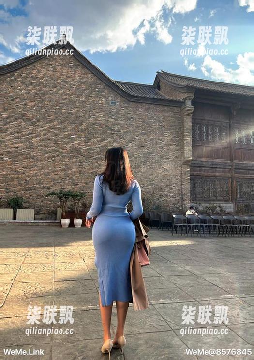 微密圈 - 准备好了吗？紫色哒豚豚吊带白丝网盘下载，轻松get这份惊喜！