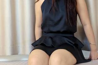 绮梦摄影 – 月月泳池的奇幻世界：深藏不露的套图资源！
