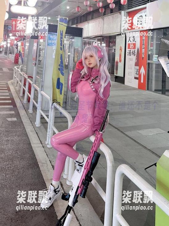 探秘萌芽儿o0的万圣节写真：谁还不是个小鬼？